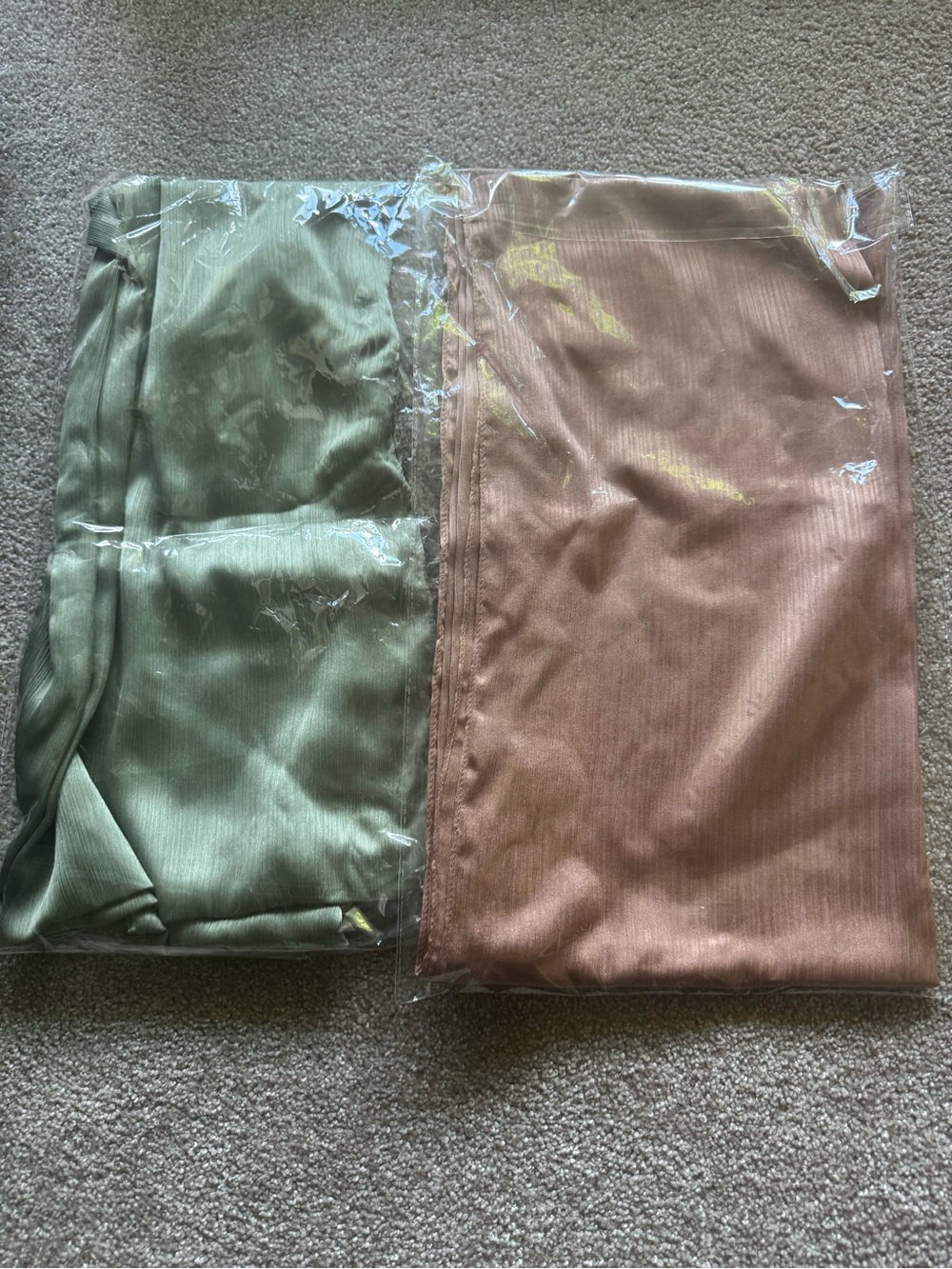 Hijab Elegance Crinkle Chiffon Scarfs 170x170 cm - set of 2- NEW